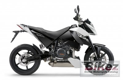 2009 KTM 690 Duke photo